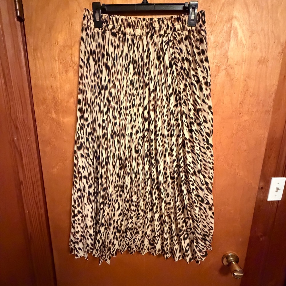 Leopard Print Pleated Midi Skirt - Beige Black